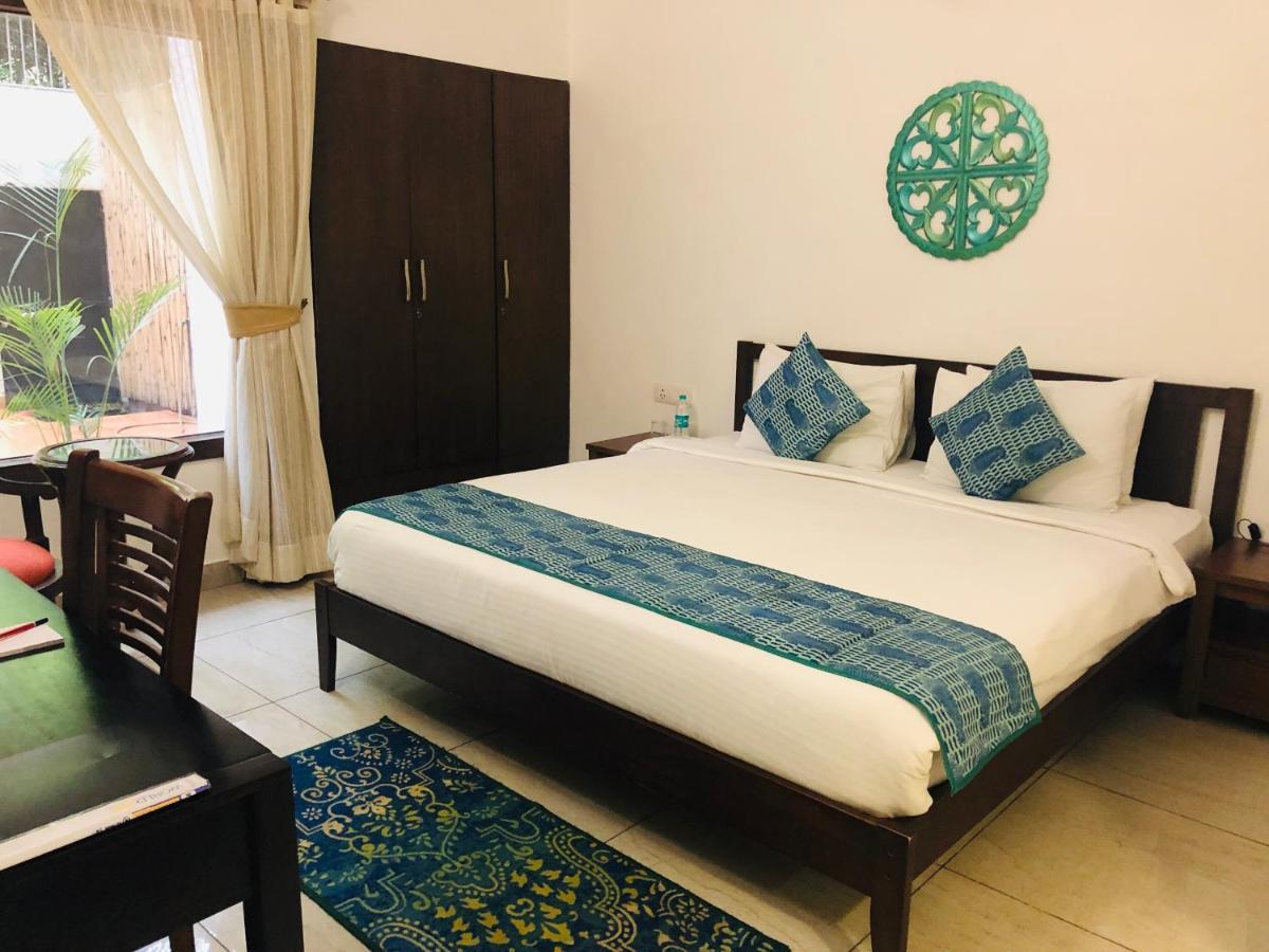 Bed and Breakfast The Neem Nuova Delhi Esterno foto