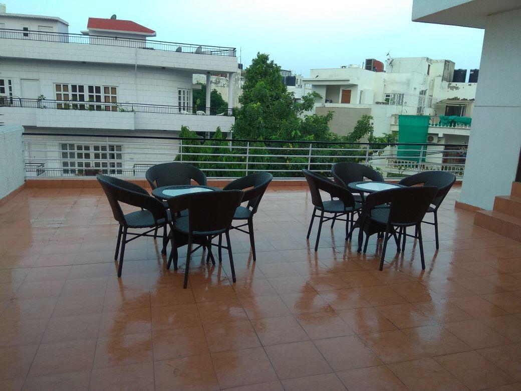 Bed and Breakfast The Neem Nuova Delhi Esterno foto